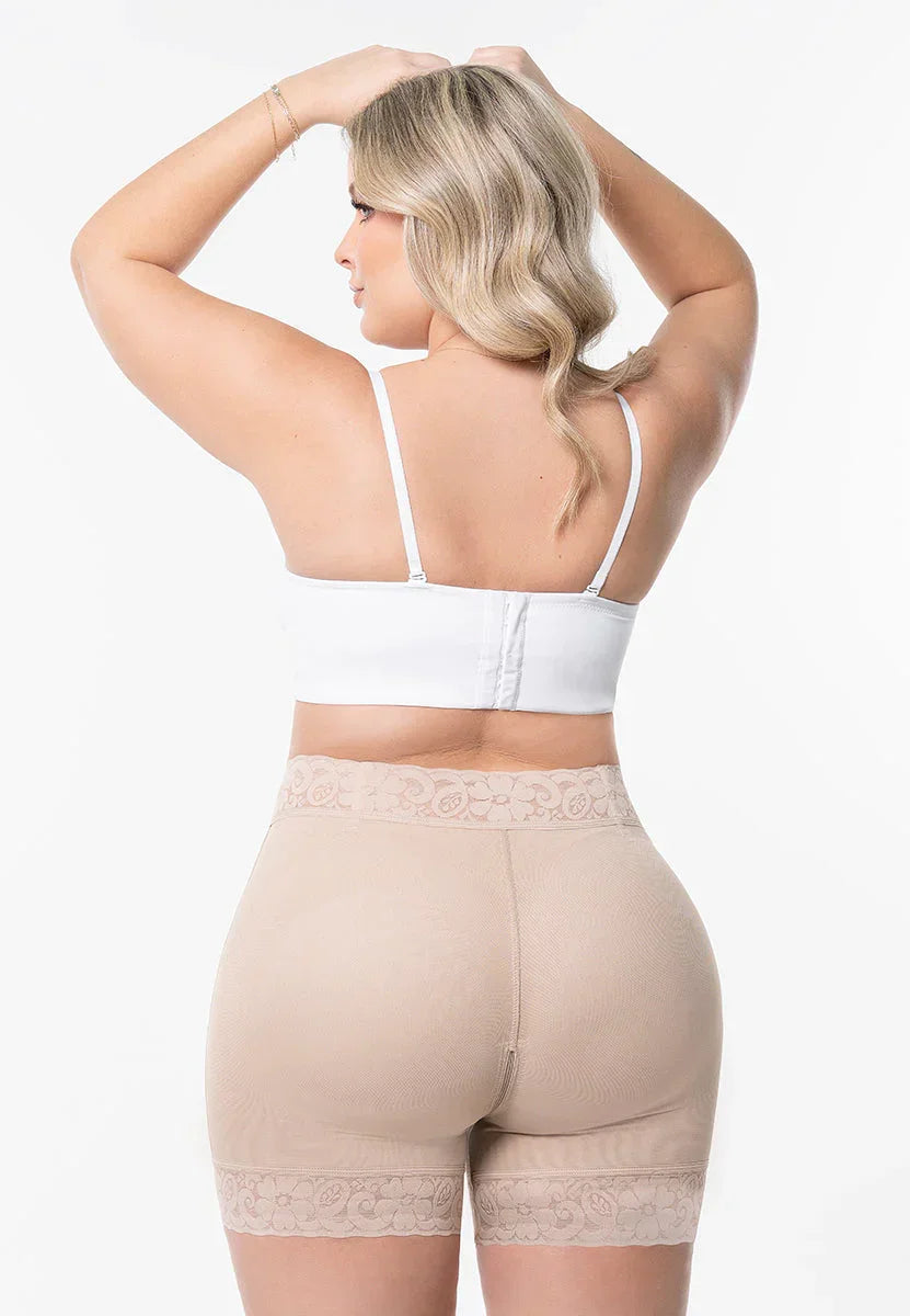CurveSculpt High-Waist Short